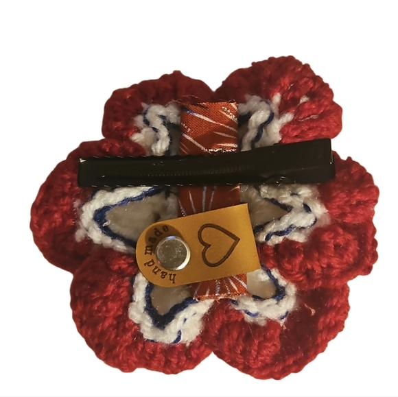 Handcrafted Red and White Floral Hair Clip Crochet Knit Patriotic Hair Accesory - Picture 11 of 17